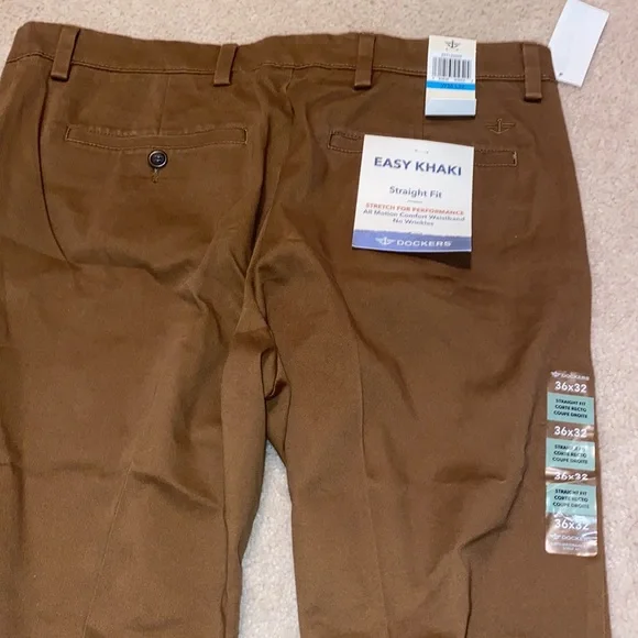 Dockers Khaki - Picture 4 of 5